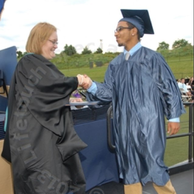 #KnightGang#Class of 2013#teamTaken#loudlife#TeamFollowback #TeamEagles #TeamRican #Teamnike #Teamtrukfit ~Lefty_Gang~ R.I.P Brandon Harris