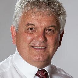 Neben der pädagogischen Leitung vom Bildungshaus Villa Rosental begleite ich mit Freude Führungskräfte als Coach bei beruflichen und lebensbezogenen Fragen