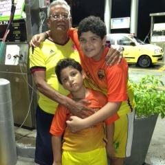 Ingeniero de sistemas, amante del futbol, de la musica y de la buena mesa, seguidor del Junior de barranquilla.