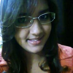 Amoo a música !! vivo pra Deus e sigo sempre sorrindo!!