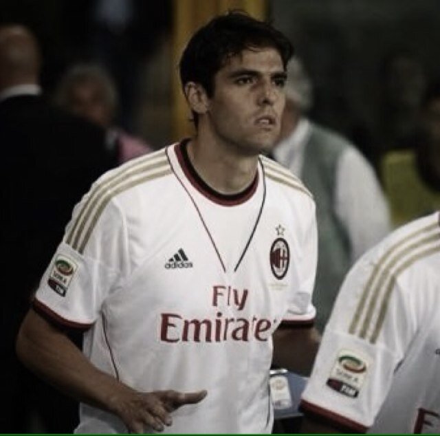 Supporters of @KAKA - AC Milan « #WeSupportKaka « Former São Paulo • Real Madrid | Ricardo Izecson dos Santos Leite