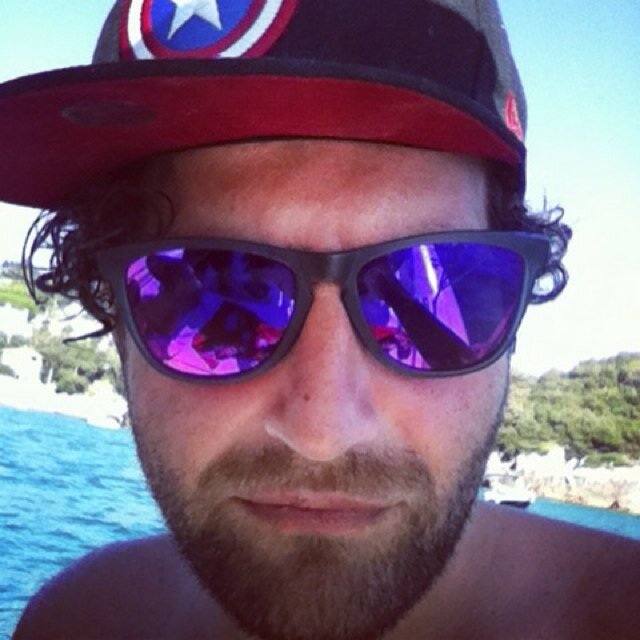 EnzinoCapu's profile picture. Ingegnere. Cattolico. Coerente, sognatore instancabile.