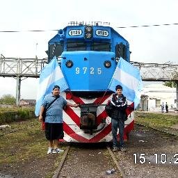 Hola!!!!!! Somos dos hermanos Ferroaficionados que compartimos el mismo sentimiento por los Ferrocarriles Argentinos, y vivimos filmando trenes sin descanso.