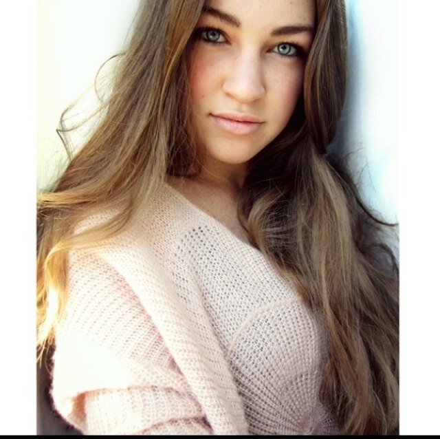 IAMBRUNETTEE's profile picture. 