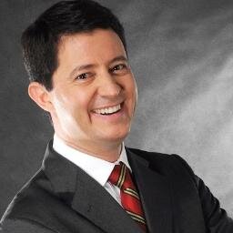 Alexandre Bernardo, palestrante nas áreas de motivação, vendas e liderança. Assistido por mais de 500 Mil pessoas em(+) de 300 cidades em 21 estados brasileiros