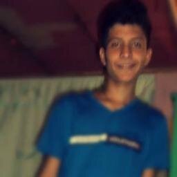 Looking for A Girl Who I Love and Play Football. * - *