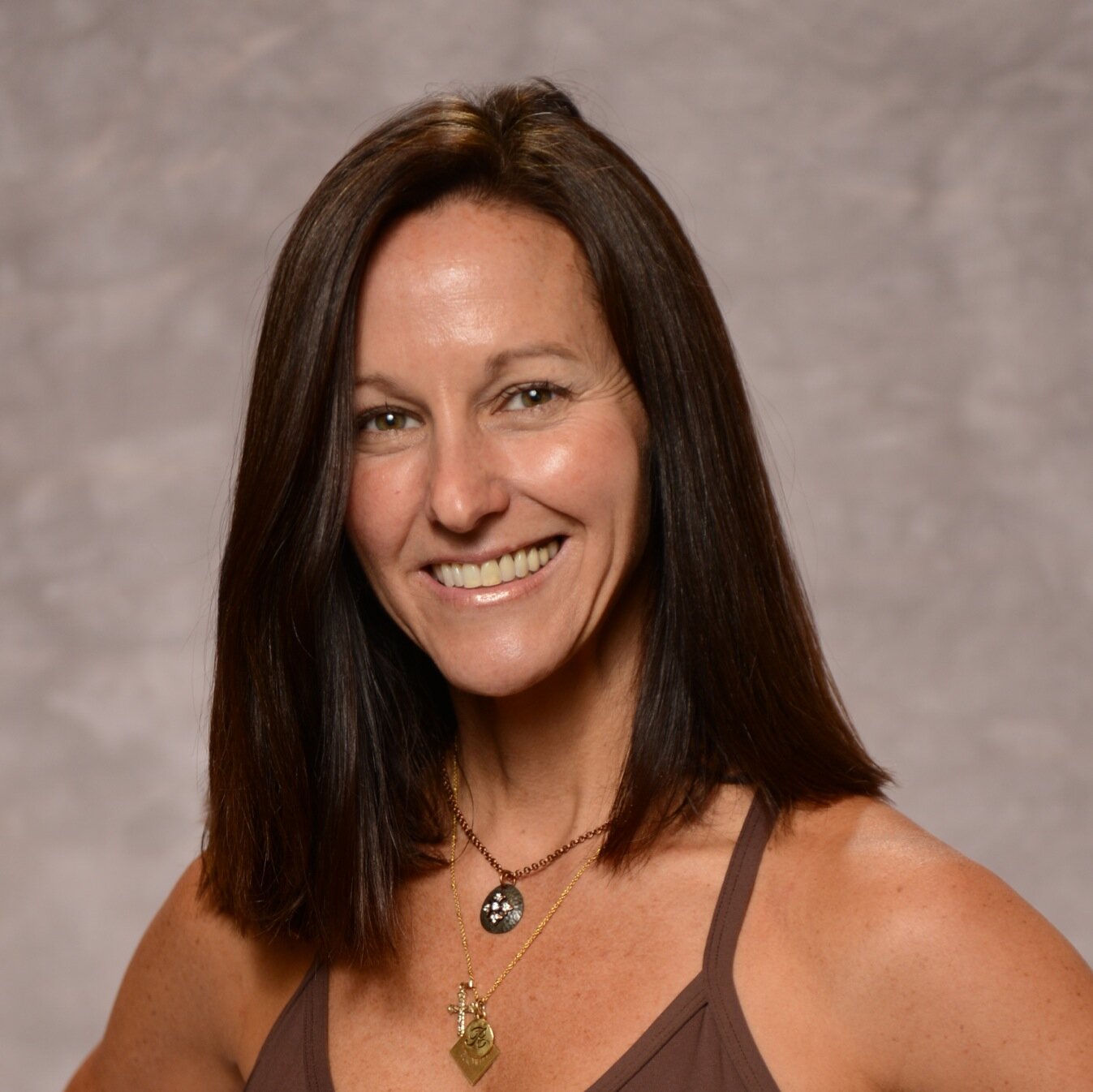 Wife.Mom.Friend.Encourager. Health Coach.Supporter.Motivator. Fitness Instructor. Believer. Passionate towards people live HEALTH.