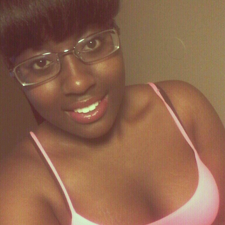 I smoke weed . got food ? cotton mouth aint no JOKE (: follow me tho.