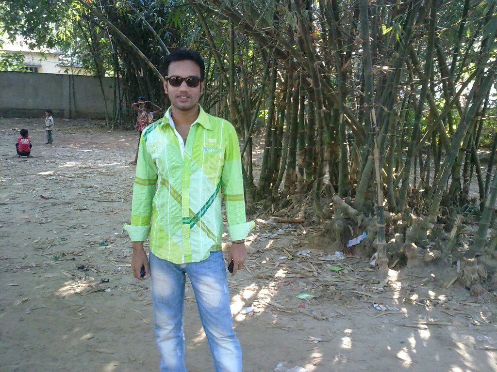 follow to  follow back. কেউ unfollow করবেন না ।limit শেষ। ১০০,,,,💯 % Back পাবেন।WIZO