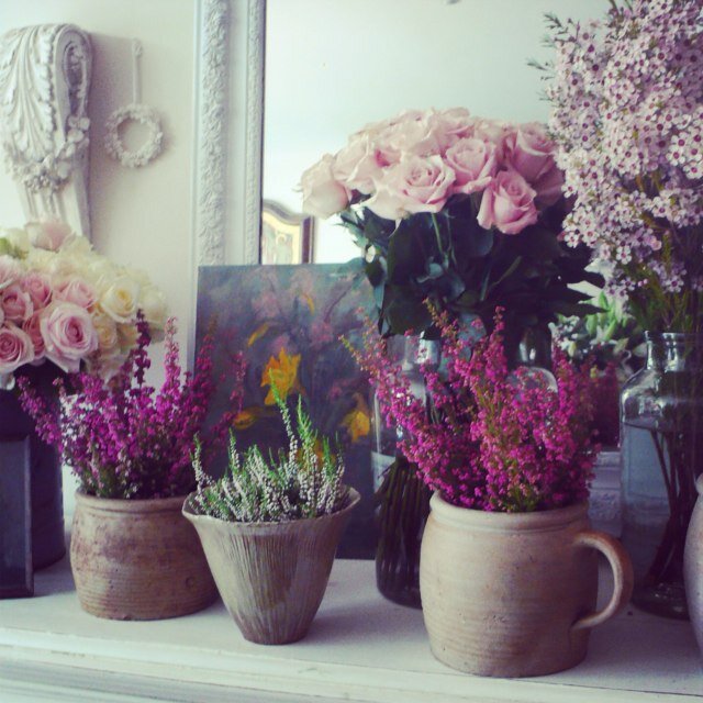 Flowers, Antiques and Decorative Objects
