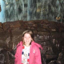I'm a Yellow Jacket fan from Florida and I love to watch tv all day. I love to sing and dance, I'm trying to learn to write music.