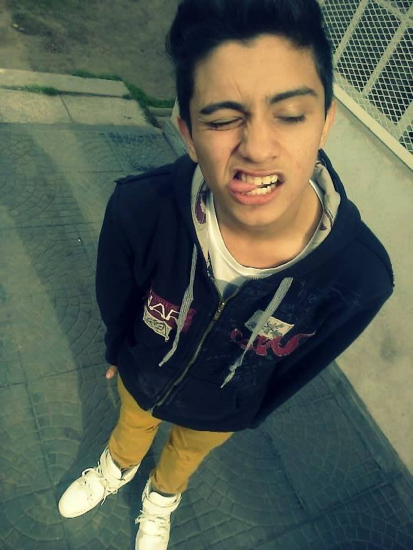 shouter boy 3