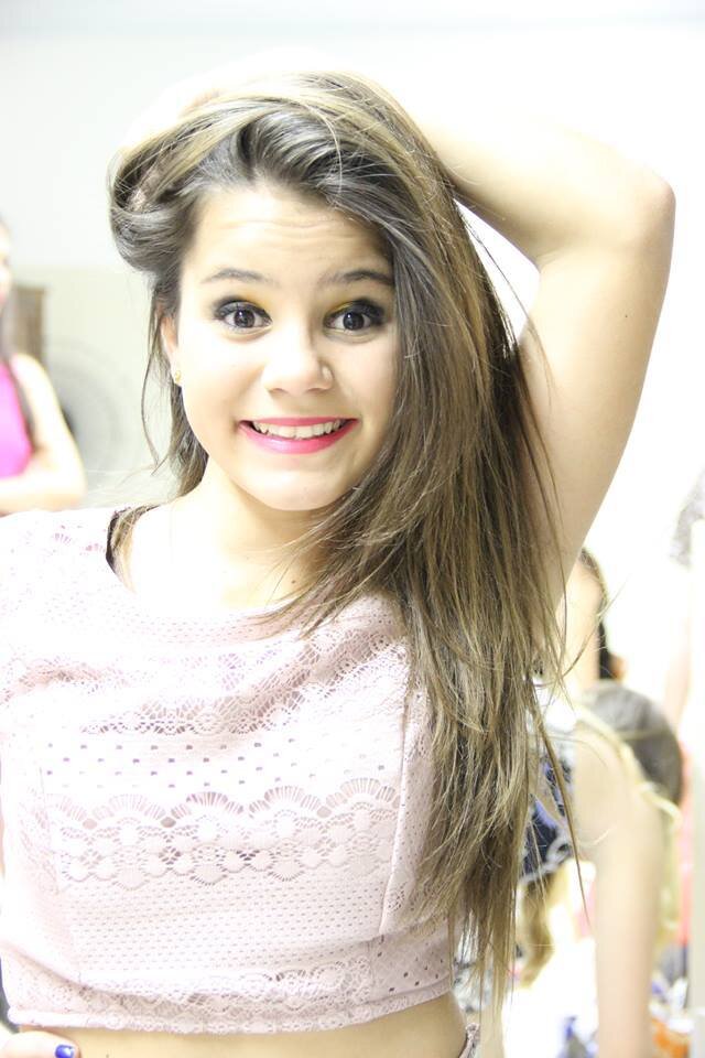 Face:vitoria vasconcelos... Insta: mavivasconcelos