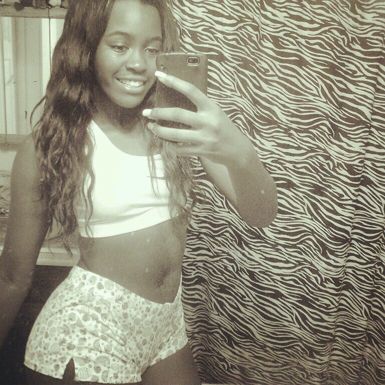 Follow Mee! $