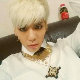 คิมจงฮยอนบอท หน้าตาดี สูงยาว(?)เข่าดี(?) ลองมาคุยกับผมสิครับ #Pheanfam