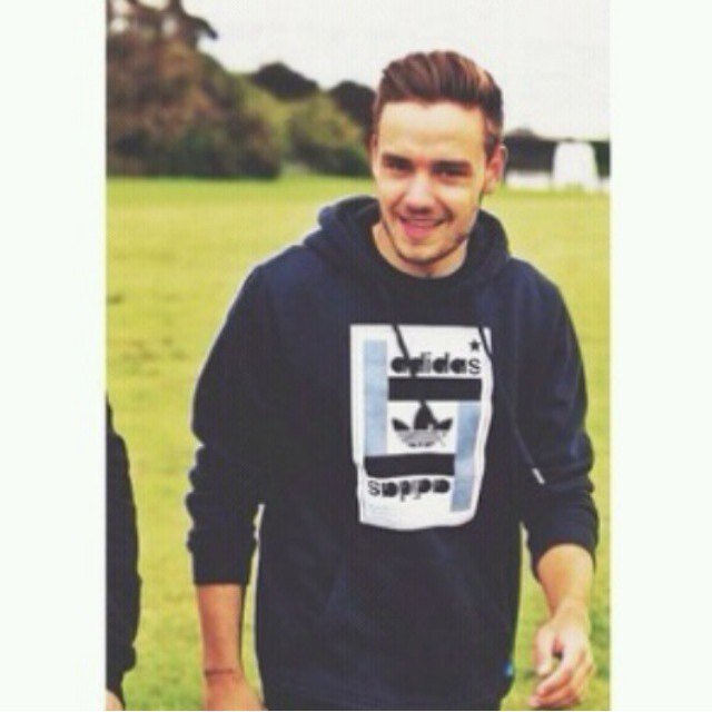 follow @_kiwiliam she gave you this follow sunshines xx