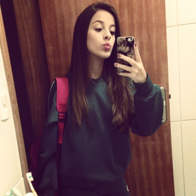 irmã da @Taynara_Anjos ❤❤       http://t.co/OELPlb8a4Z