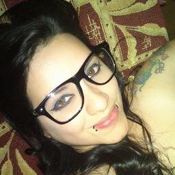Soy el Fantasma de alguna sábana; Diseñadora, Fotógrafa y Productora de Radio.