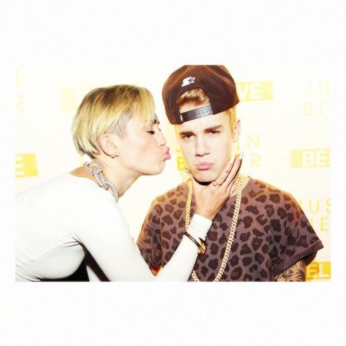 http://t.co/AdTMq0aUC3 http://t.co/gidjOgNy0L instagram | Sayana_Eyler  #JArmy-YNTSLY  #BELIEBER-HEARTBREAKER #TaylorSwift-LOVESTORY #followme