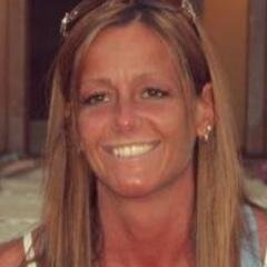 Owner of Sarai Hair & Beauty in Crowthorne, Berkshire