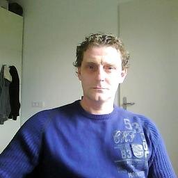 voetbal,ajax is mijn club,ben een amsterdammer,woon nu wel in deventer