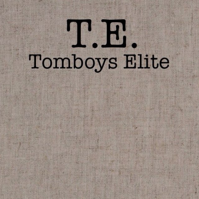Para sa mga poging butch at sa lahat ng mga taga-hanga nila :) #tomboyselite #pogingtomboy