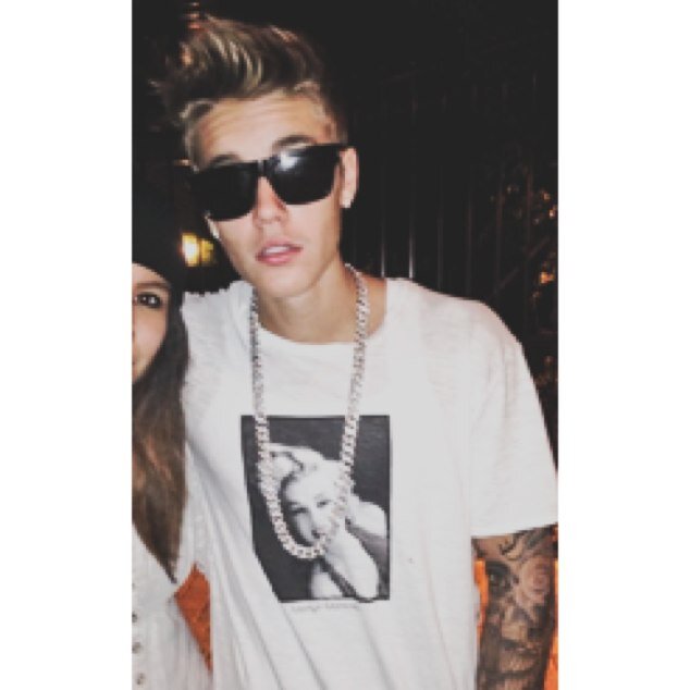 I am a belieber !:) Justin music is heaven to me he has always been an inspiration to me :) & i really love him ..best idol @justinbieber❤
