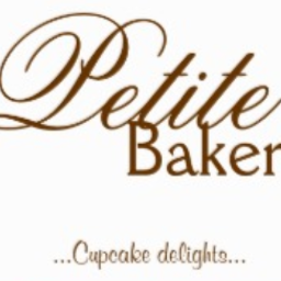 Office worker by day..cake baker by night

Hobby home-baker mastering the craft of alll things cupcake and am starting to delve into the wolrd of bigger cakes!