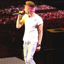 saved acc from @mytomlinsonarmy GO AND FOLLOW :)