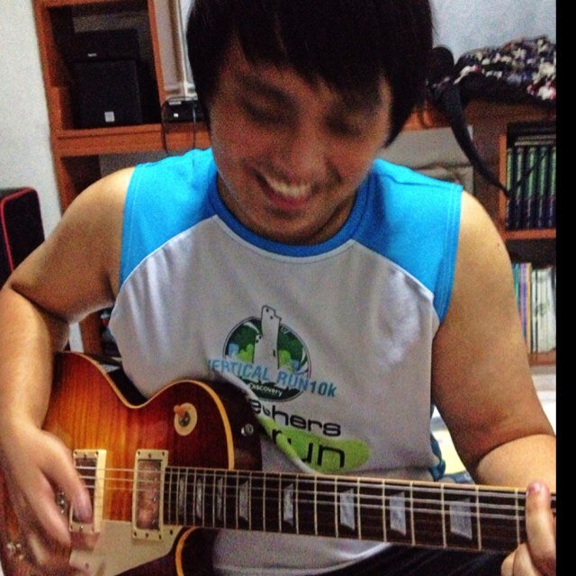 RemwelRelato's profile picture. I am indeed a talking panda. How are you?