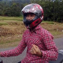 Lahir di Padang | 30 Agustus 1994 | Pria Troublemost | Kutipan Favorit : BERSYUKURLAH ANDA MASIH BISA BERNAFAS DI HARI INI ^_^