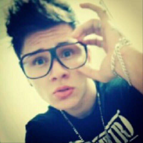 http://t.co/yYw9CcSBEC                                                       www.instagram/Andy_bdc