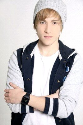 Club de fans NO OFFICIAL de @Carlosauryn , de @aurynofficial y de todos sus seguidores, #AURYNER , Follow me @Carlosauryn ((((((: