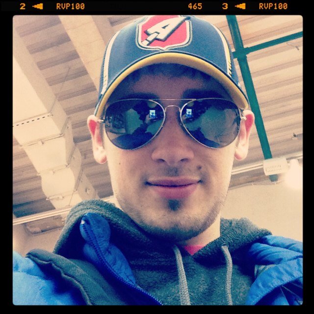 My friends follow me and my pages:
Instagram: oleg_skippy

http://t.co/Dbe0uXGsOf