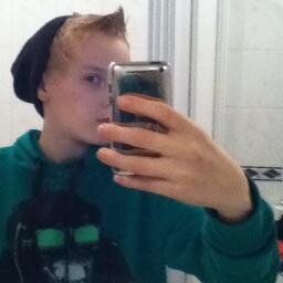 00moreno00's profile picture. 13 years old guy on twitter - real acc  @ikheetmoreno  
insta @ikheetmoreno - like my photos - follow @ikheetmoreno  ---------  Dont follow @yaniquestylesx