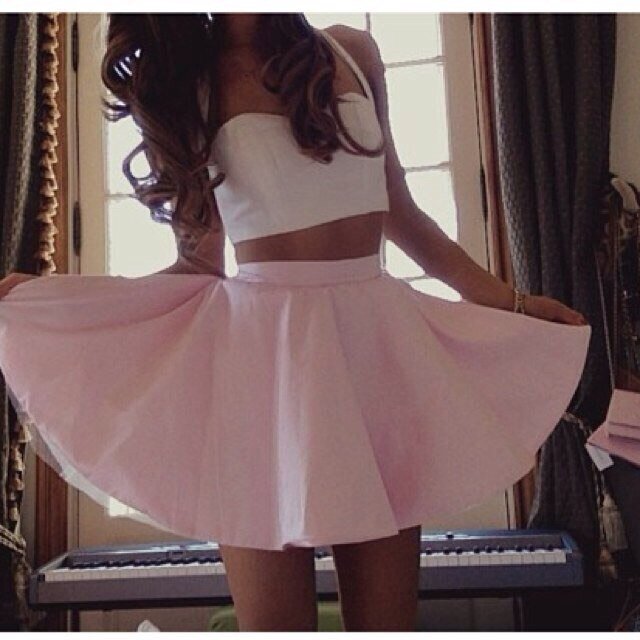 FOLLOW @caylensbubble , she follows back :) ily