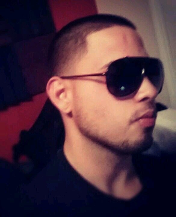 I AM THE BOSS - Artist, Music Producer, and Graphic Designer