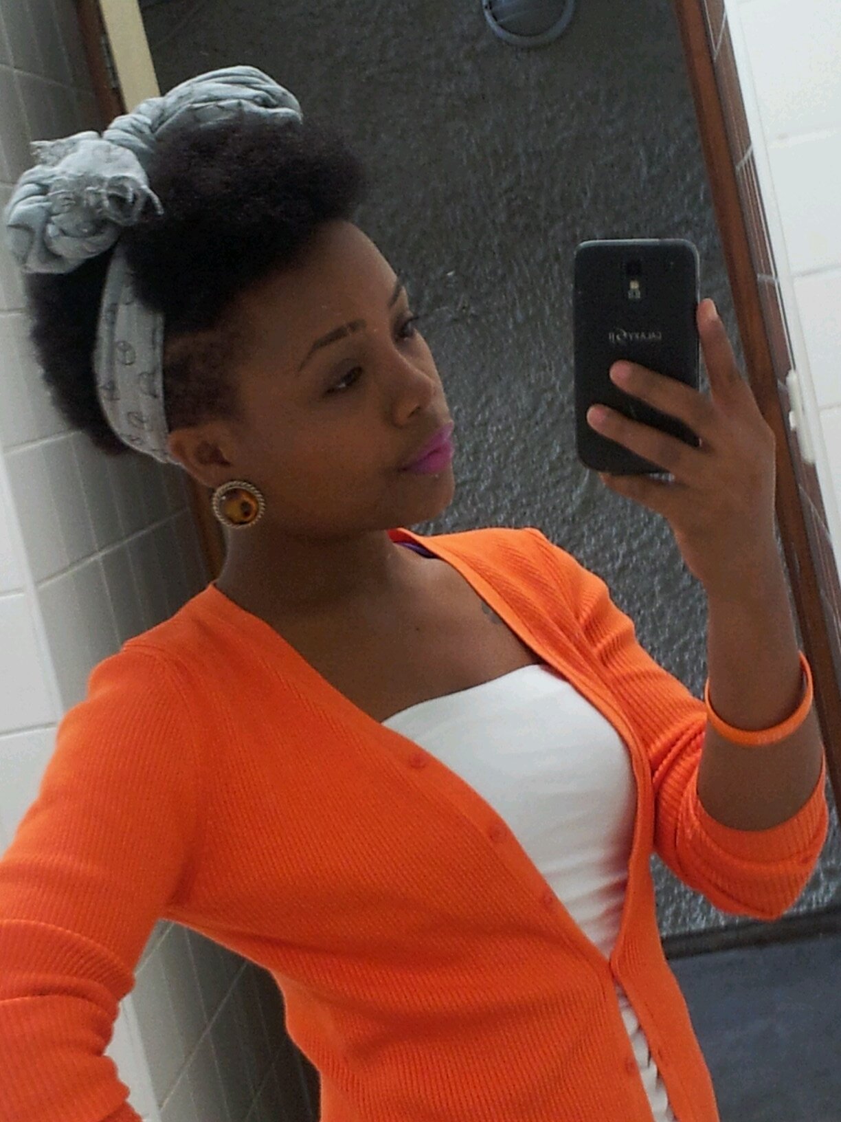 Luv me,luv u«---»hate me,fuck u......