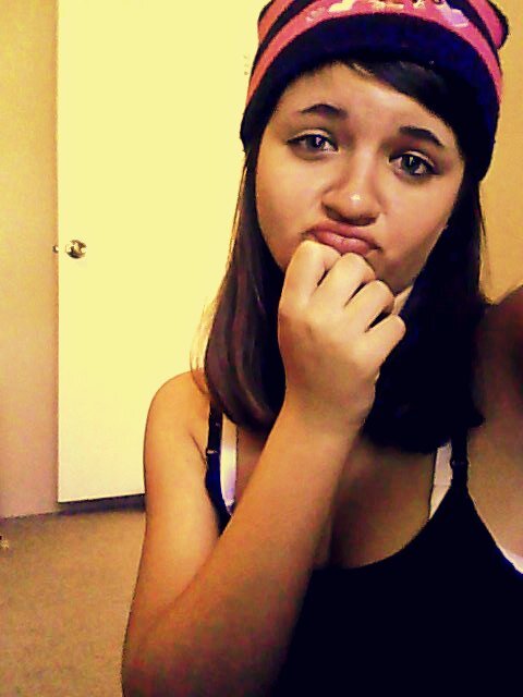 pimpohantasss's profile picture. I'm Briana . I can't be described in 160 characters or less . :)