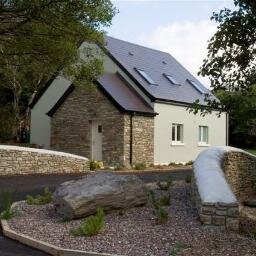 Berehaven Lodge -  4* Accommodation for your ideal holiday home, Glamping at it's best in the Berehaven Pods and our Restaurant with a stunning view.