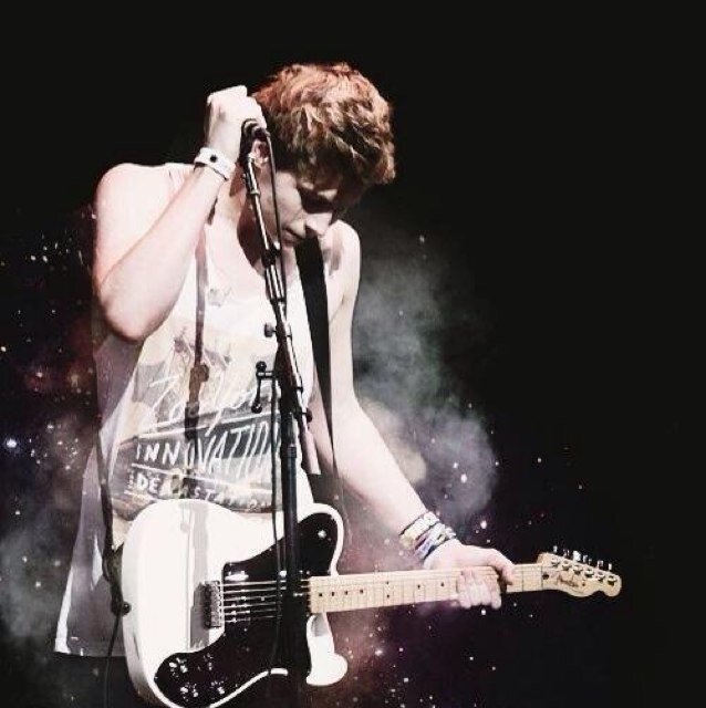 I GAVE YOU A FREE FOLLOW SO PLEASE FOLLOW @ASHTONPUFF THANKS BYE ILY