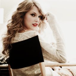 Swifties from Barcelona (Spain) and one dream, meet our idol Taylor Swift. help us with one follow!