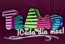 Yo escribo sobre el amor y otras cosas algo que te saque una sonrisa o te puedas identificar con ellos!!! Y consejos para conquistar al chico de tus sueños :3