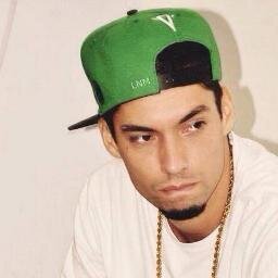 Twitter dedicado ao @FilipeRet - Criado: 03/06/2013 Ret me seguiu e oficializou dia 22/06/2013
