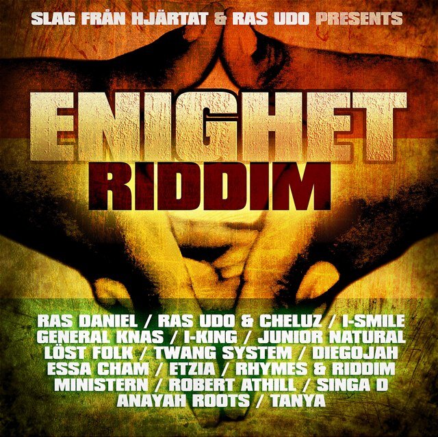 Spelar Tung och livlig Roots Reggae som får folket att dansa och känna glädje och kärlek!!!
