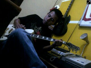 low end management,founder and sales marketing. Diecast never end