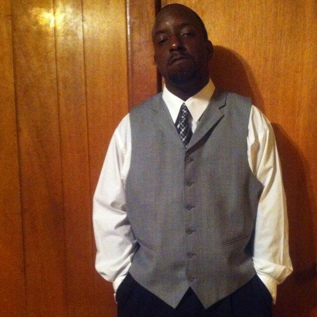 IRepMuzik Ent. President/First Class Management C.E.O. instagram: kreamwash #TeamHustle #TeamOneMillion #Teamfollowback