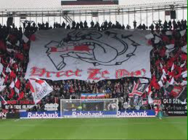 //officiële Twitter van de De Mollenaar tribune in het AFAS stadion// We Love you AZ//