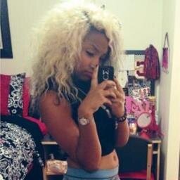 You are now entering @JalieeWorld ||Twin: @BlueWeaveKiller || Bestfriends: @AdoreeDrekaa @SpiffyBoyRoc @ObeyDaii *single*