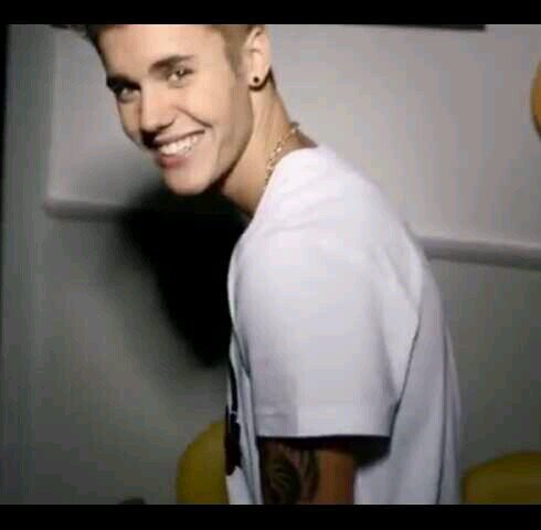 I was at #BELIEVEtour 06/11♥  BEHIND THE HEADLINES, BEYOND THE SPOTLIGHTS, LIES THE REAL STORY♥